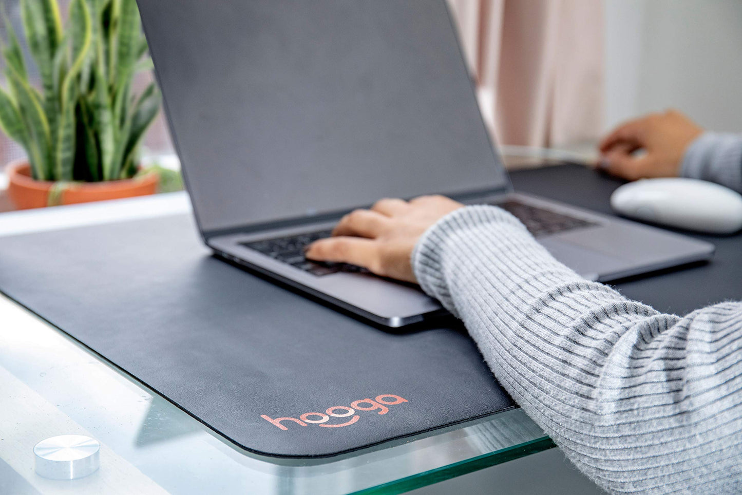 Hooga Grounding Mat for Sleep, Energy, Pain Relief, Inflammation, Balance, Wellness. Earth Connected Indoor Grounding for Home, Office, Work. 15 Foot Cord Included. Conductive Carbon