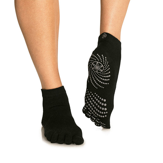 Gaiam 05-52204 Grippy Yoga Socks, Black/Grey, Medium/Large