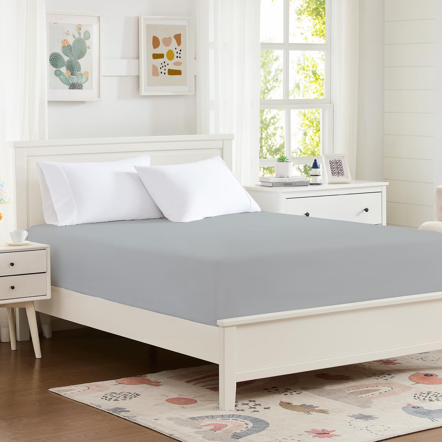 Hotella 100% Microfiber 60"x80" Queen Size Fitted Sheet Only, Hotel Quality Deep Pocket Bottom Sheet, Up to 14 inch Bedding Matress Protector, Machine Washable and Non-Fade, Stay in Place,Light Gray