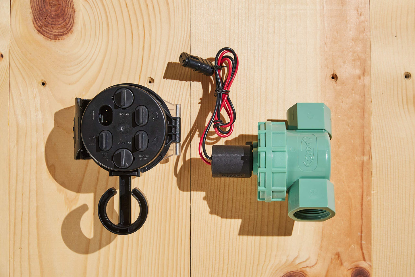 Orbit 57860 Outdoor Battery-Powered Water Sprinkler Timer with 1-Inch. FPT Jar Top Automatic Sprinkler Valve