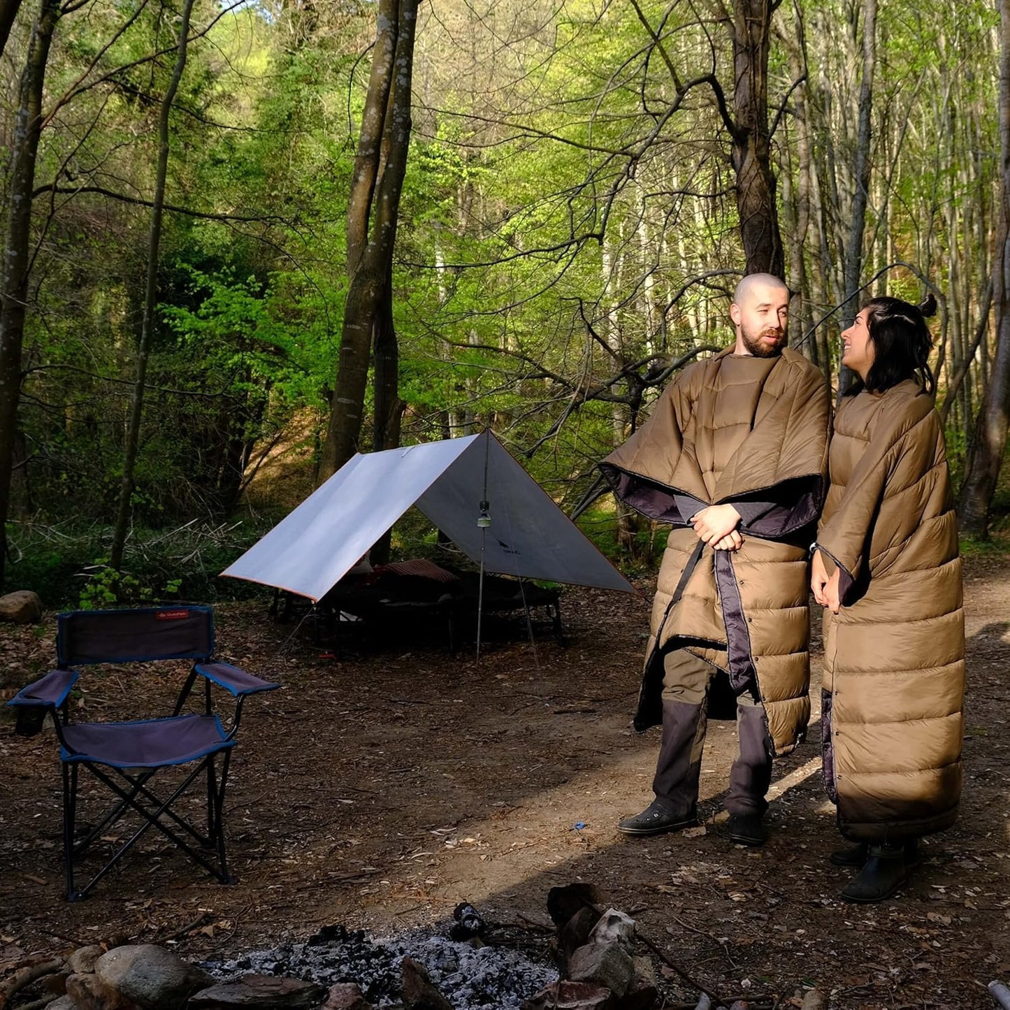 onewind Camping Sleeping Bag for Adults, Wearable Hammock Sleeping Bag Ultralight Backpacking Quilt with Draft Collar and Footbox, Lightweight Portable Camping Quilt Poncho, 78"*54", OD Green