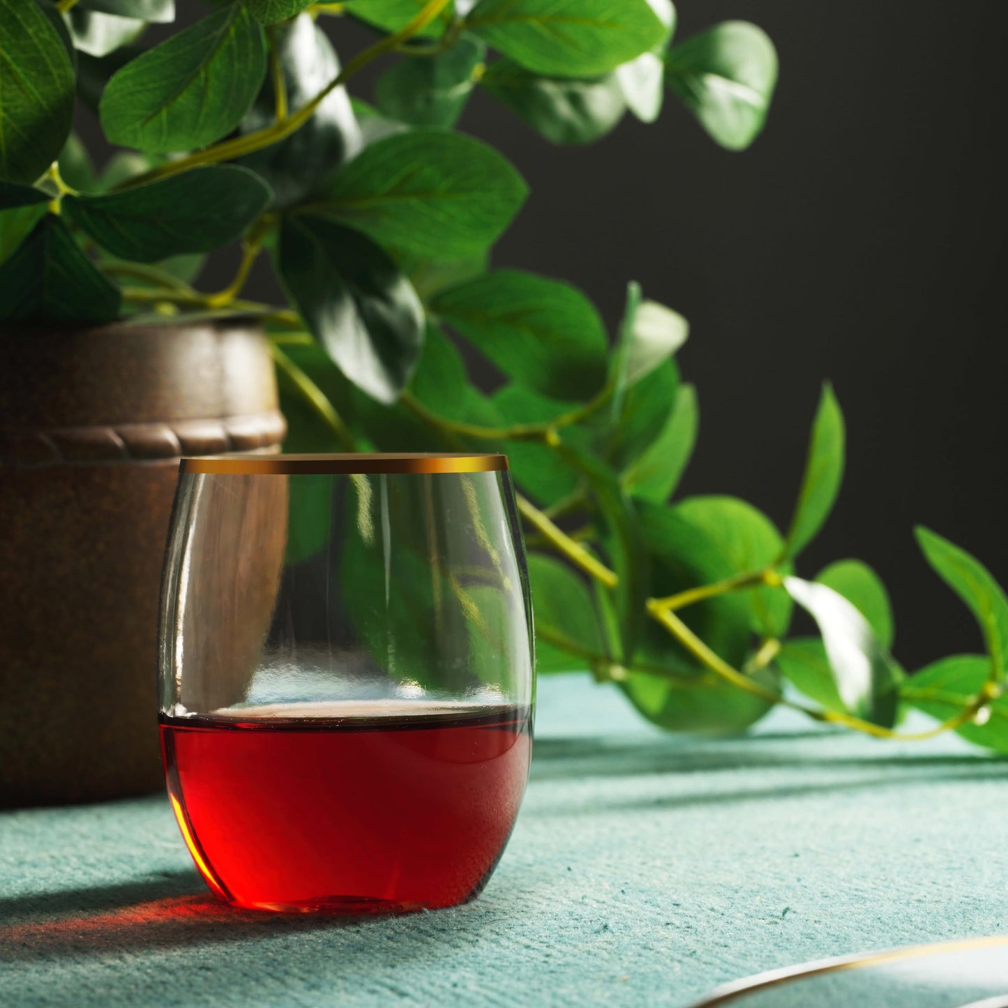 Munfix Plastic Stemless Wine Glasses with Gold Rim, Disposable Clear Plastic Cups 12 Oz - 24 Pack - Shatterproof Recyclable and BPA-Free