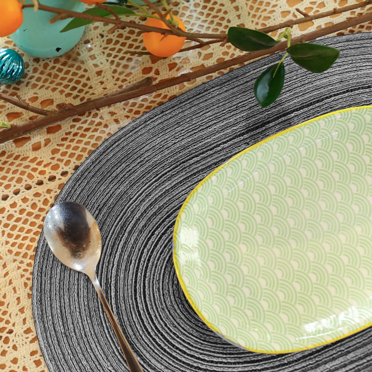 Noctiflorous Oval Braided Placemats Set of 4 Woven 12x18 Inch Non Slip Washable Heat Resistant Place Mats Tablemats for Dining Kitchen Party Daily Table Decor Dinner Mats (Black Gray, 4)