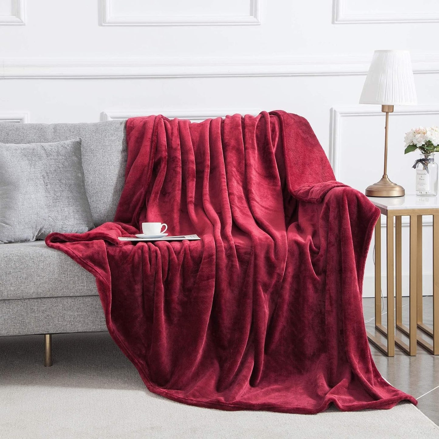 MOONLIGHT20015 Fleece Blanket Twin Size 12 Pack - Super Soft Fuzzy Throw Blanket for Couch and Sofa - Lightweight Luxury 400 GSM Microfiber Bed Blankets and Throws, 60 x 80 Inches (Twin, Burgundy)