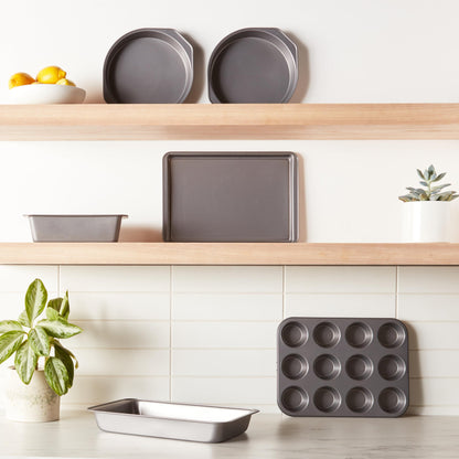 Amazon Basics 6 Piece Nonstick, Carbon Steel Oven Safe Bakeware Set with Cake, Muffin, Cookie, and Loaf Pans, 6 Piece, 16.25 x 11.75 x 6.25 inches