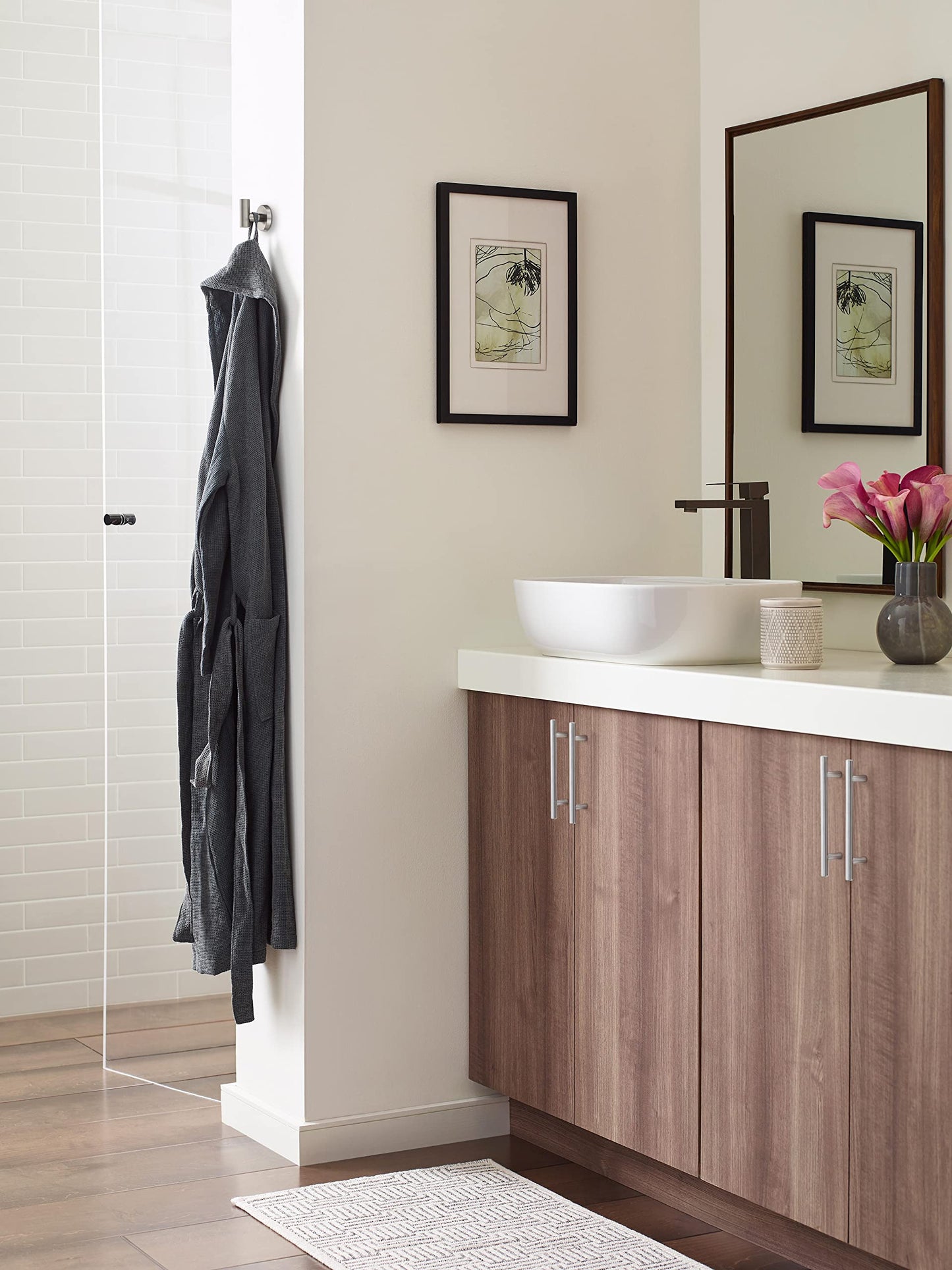 Amerock BH26542SS | Stainless Steel Single Robe Hook | 2-1/4 in. (57 mm) Length Towel Holder | Arrondi | Towel Hook for Bathroom | Bathroom Hardware | Bath Accessories