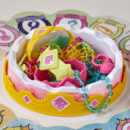 Hasbro Gaming Pretty Pretty Princess: Edition Board Game Featuring Disney Princesses, Jewelry Dress-Up Game for Kids Ages 5 and Up, for 2-4 Players (Amazon Exclusive)