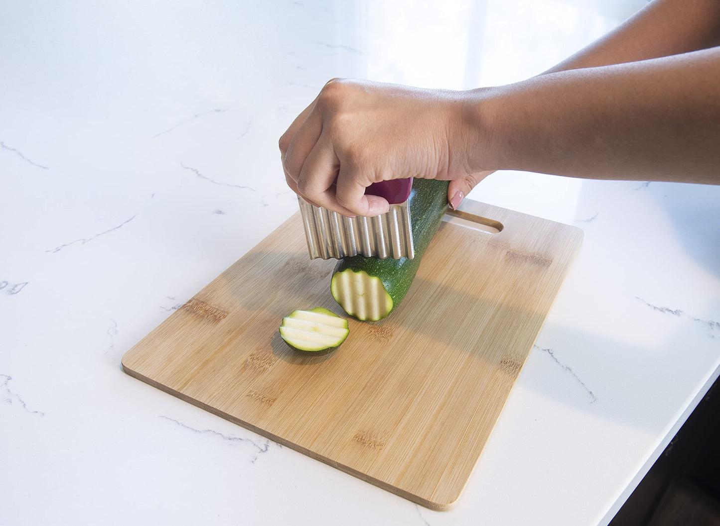 Joie Crinkle Cutter Knife, Wavy Slicer for Potatoes, Vegetables and Fruits, Great for Kids First Cutting Tool, Fun Kitchen Gadget, Stainless Steel, BPA-Free, Colors May Vary