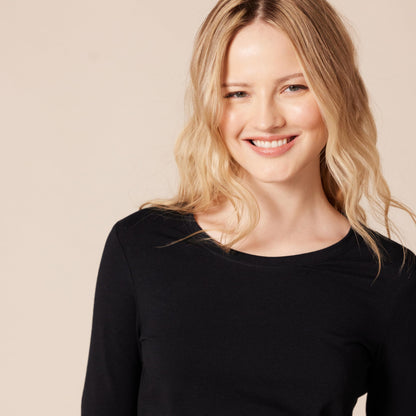 Amazon Essentials Women's Regular-Fit Long-Sleeve Crewneck T-Shirt (Available in Plus Size), Black, X-Small