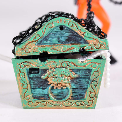 Penn-Plax Aquarium Decoration with Moving Treasure Chest, Floating Diver and Bubble Action, 4 Inches High