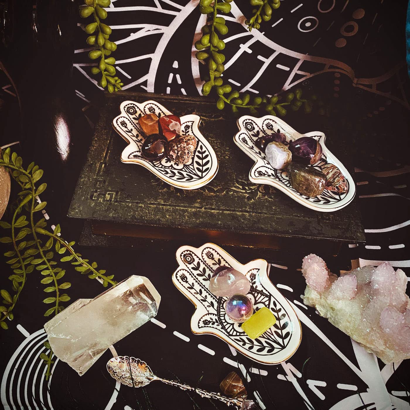 MADE BY LUCKY Jewelry Trinket Ring Dish Ceramic Hamsa Evil Eye Hand of Fatima Holder Key Ashtary Trinket Plate Bowl Small Boho Home Decorative Cute Decor Jewelry Tray Dish Gift Mom Brithday