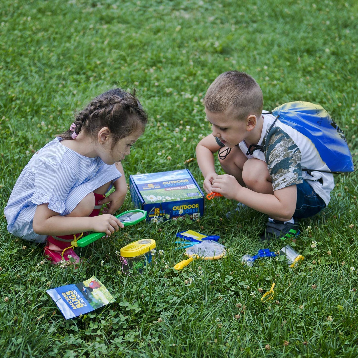 Kidz Xplore-Outdoor Explorer Set, Bug Catching Kit, Nature Exploration Children Outdoor Games Mini Binoculars Kids Compass Whistle Magnifying Glass, Adventure Educational Toy