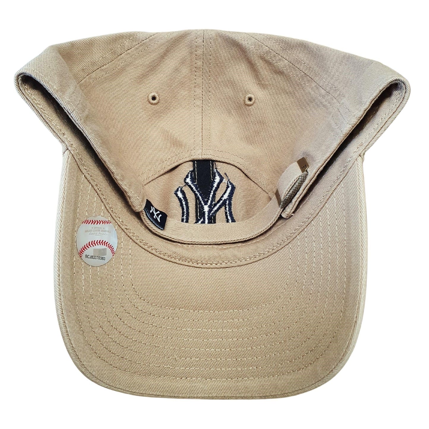 MLB New York Yankees Men's '47 Brand Clean Up Cap, Khaki, One-Size