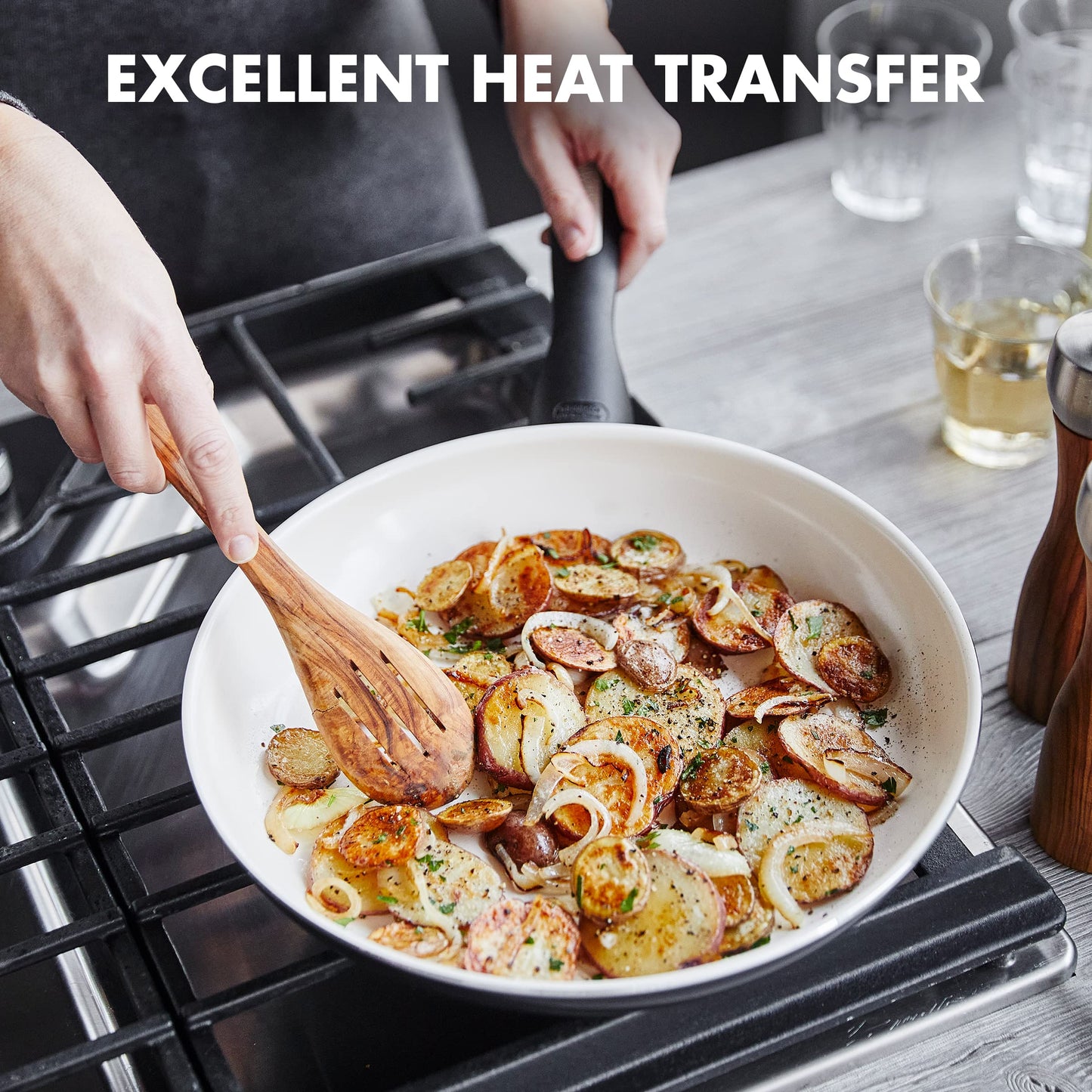 GreenPan Rio 8" and 10" Frying Pan Skillet Set, PFAS-Free, Healthy Ceramic Nonstick Cookware, Stay-Cool Bakelite Handles, Dishwasher Safe, Easy Clean, Durable Performance, Black