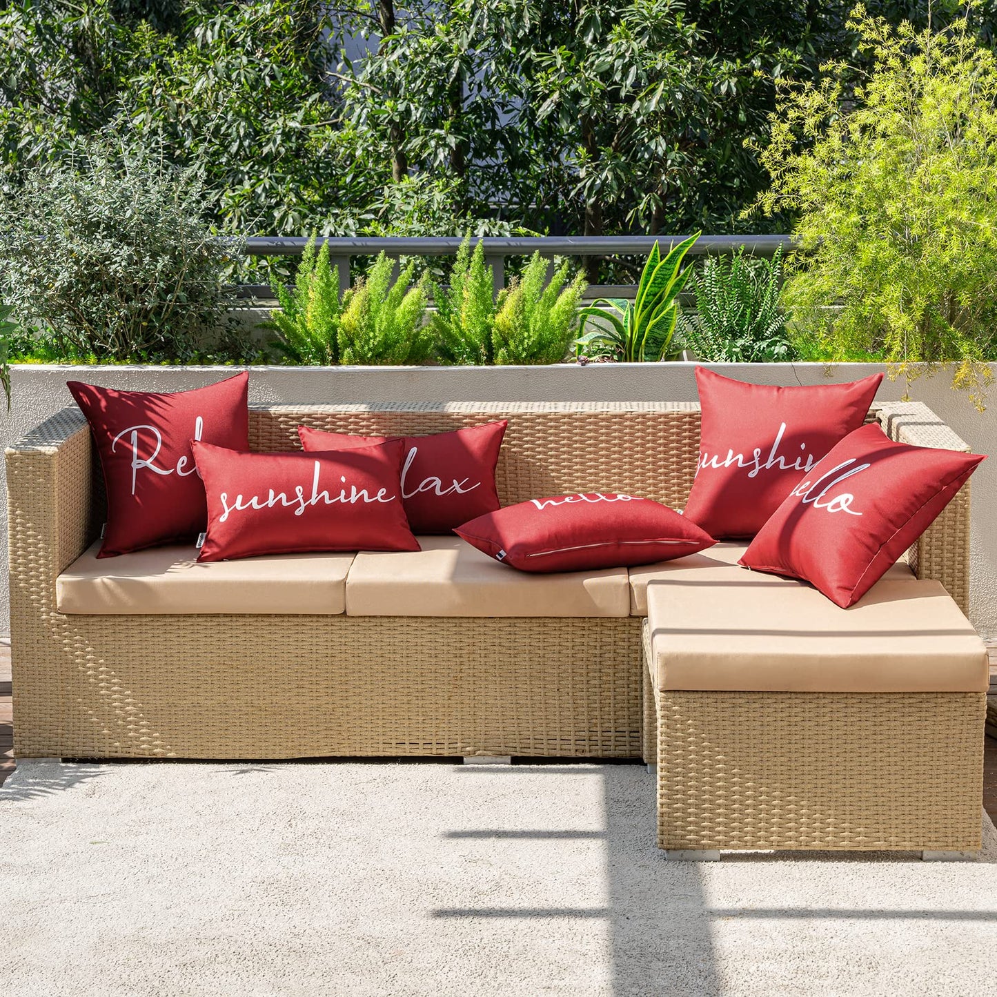 MIULEE Outdoor Waterproof Throw Pillow Covers Set of 2 Relax Decorative Outdoor Square Pillowcases for Chair Patio Garden Couch Tent Balcony Sofa Red 18x18 Inch