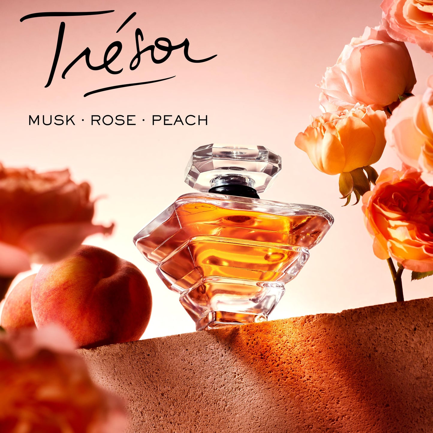Lancôme Trésor Eau de Parfum - Long Lasting Fragrance with Notes of Rose, Lilac, Peach & Apricot Blossom - Elegant & Romantic Women's Perfume - 1 Fl Oz