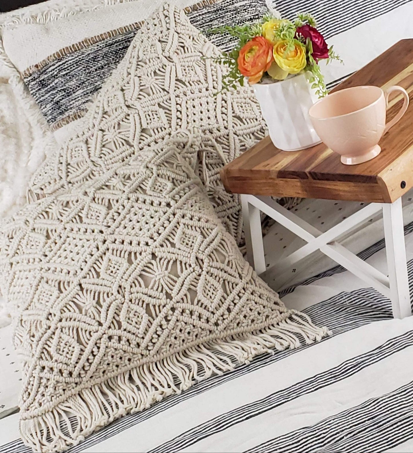LIVALAYA Macrame Pillow Covers - Set of 2 Ivory Boho Throw Pillow Covers, Farmhouse Woven Bohemian Pillow Cover with Tassels for Bed Couch, Boho Decor Pillows, Decorative Cases for 18 inch Insert