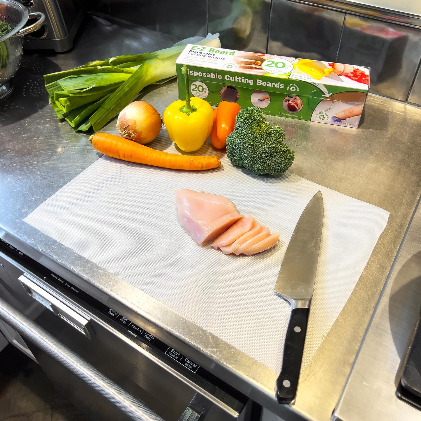 Mind Reader E-Z Board Disposable Plastic Cutting Board, 20 Square Feet, Easy Clean-Up and Convenient Use, Ideal for Camping, Hunting, Boating, and For People With Food Allergies, Clear