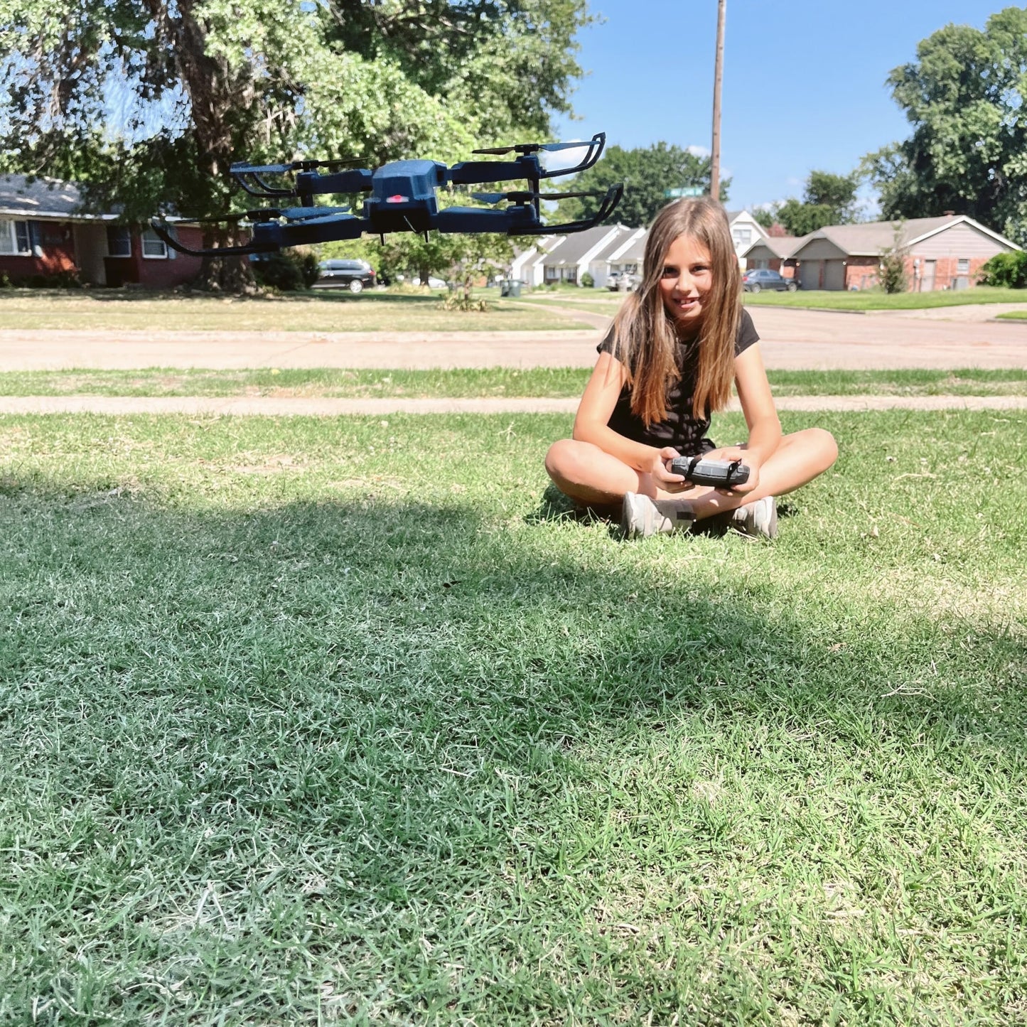 Skyhawk Drone with Camera | Quadcopter Drones for Kids, drone for adults, beginner drone and pros | HD pictures and videos, foldable, silent, 30 MPH Falcon Drones with Camera for Adults 4k